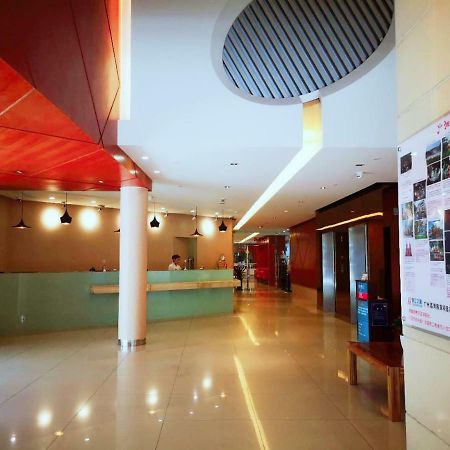 Jinjiang Inn - Guangzhou Liwan Rainbow Bridge Экстерьер фото